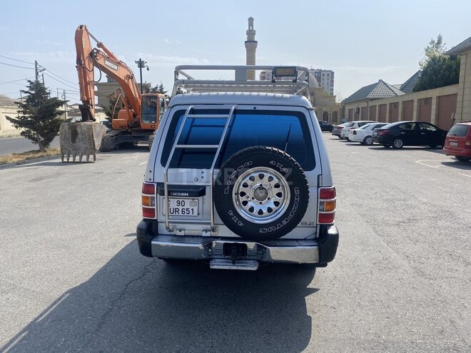 Mitsubishi Pajero 1998, 243,300 km - 2.4 l - Sumqayıt