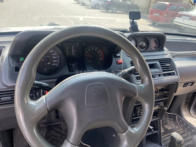 Mitsubishi Pajero 1998, 243,300 km - 2.4 l - Sumqayıt