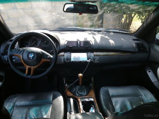 BMW X5 2001, 280,000 km - 4.4 л - Qusar