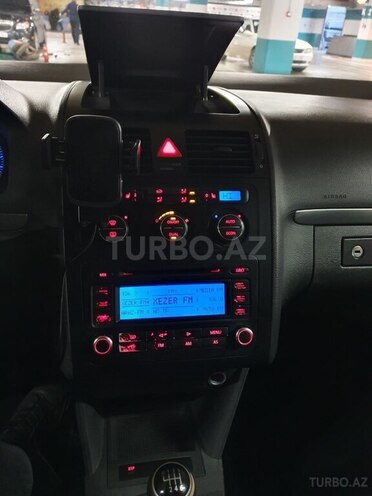 Volkswagen Touran 2006, 360,000 km - 2.0 l - Bakı