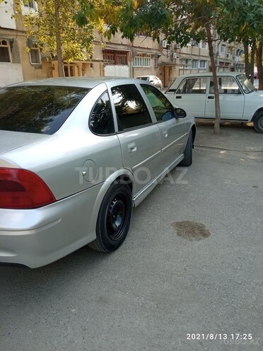 Opel Vectra 1999, 350,000 km - 1.8 l - Mingəçevir