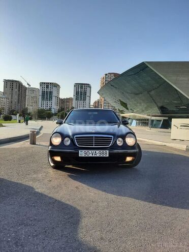 Mercedes E 240 2000, 295,000 km - 2.6 л - Bakı