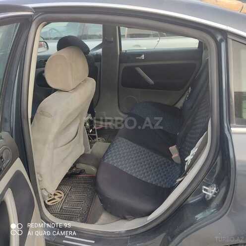 Volkswagen Passat 2002, 360,000 km - 2.0 л - Bakı
