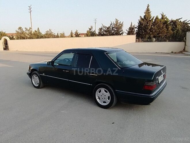 Mercedes E 220 1994, 615,650 km - 2.2 l - Bakı