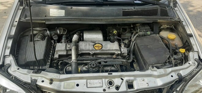 Opel Zafira 2000, 285,000 km - 2.0 л - Sumqayıt