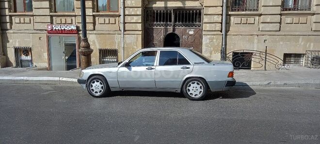 Mercedes 190 1990, 350,000 km - 1.8 л - Bakı