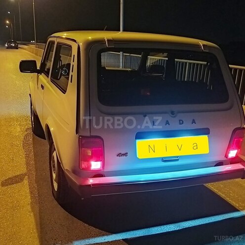LADA (VAZ) Niva 2021, 11,000 km - 1.7 l - Salyan
