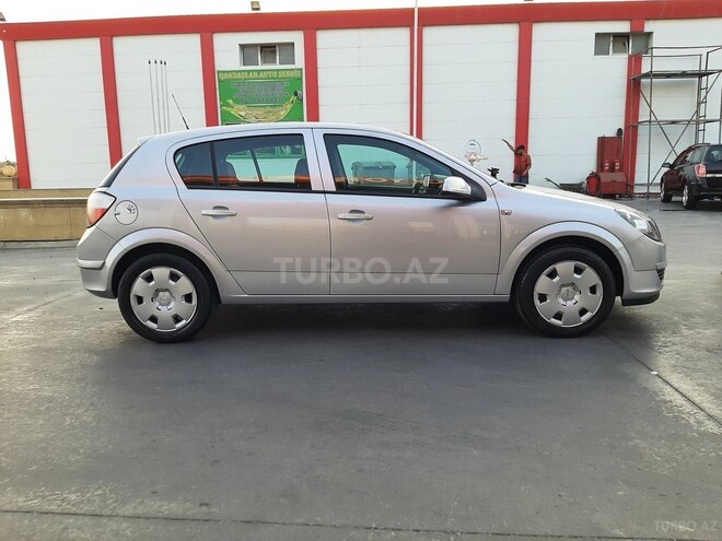 Opel Astra 2005, 137,000 km - 1.4 l - Bakı