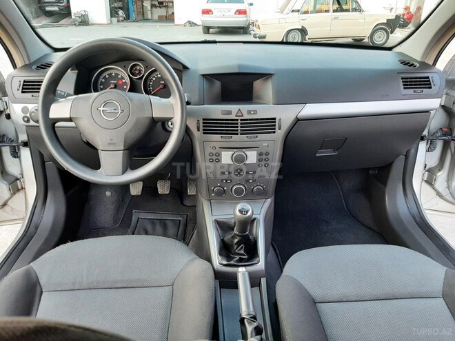 Opel Astra 2005, 137,000 km - 1.4 l - Bakı