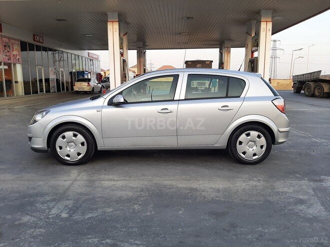 Opel Astra 2005, 137,000 km - 1.4 l - Bakı