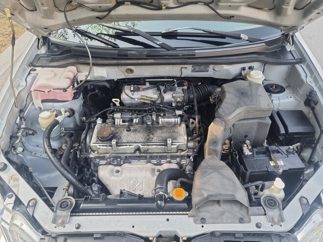 Mitsubishi Airtrek 2002, 132,515 km - 2.0 л - Gəncə