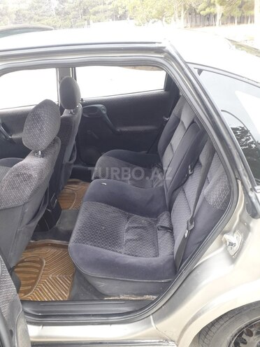 Opel Vectra 1997, 265,835 km - 1.6 l - Sumqayıt