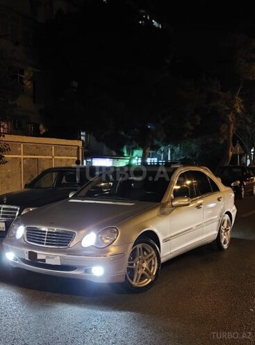 Mercedes C 240 2000, 285,000 km - 2.6 l - Bakı