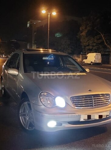 Mercedes C 240 2000, 285,000 km - 2.6 l - Bakı