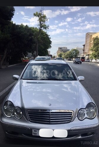 Mercedes C 240 2000, 285,000 km - 2.6 l - Bakı