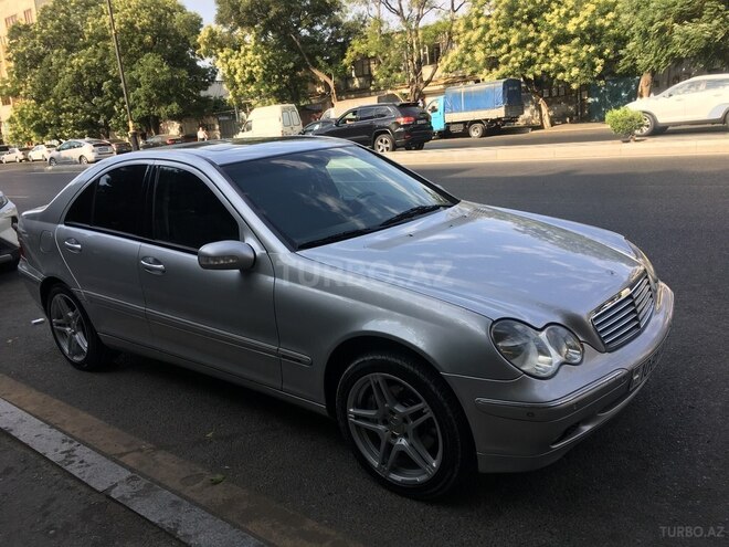 Mercedes C 240 2000, 285,000 km - 2.6 l - Bakı