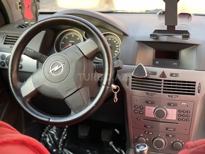 Opel Astra 2006, 330,000 km - 1.3 l - Bakı