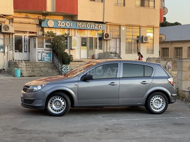 Opel Astra 2006, 330,000 km - 1.3 l - Bakı