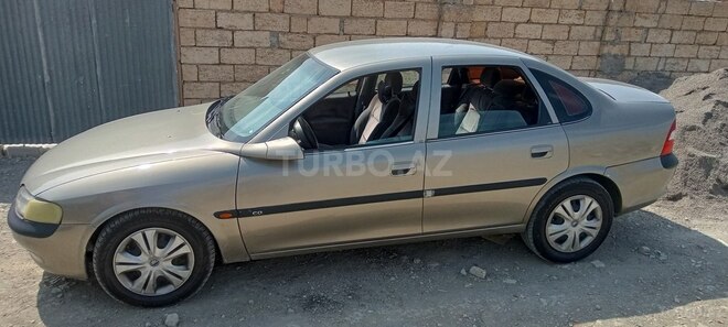 Opel Vectra 1996, 165,260 km - 1.8 l - Bakı