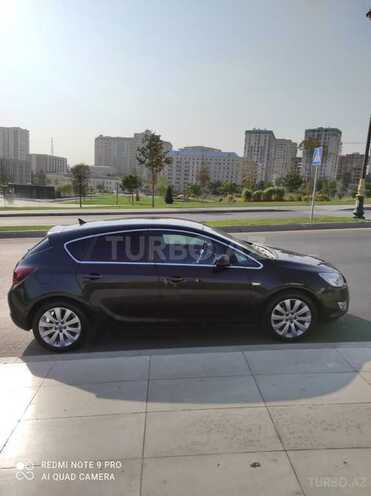 Opel Astra 2011, 208,000 km - 1.3 l - Bakı