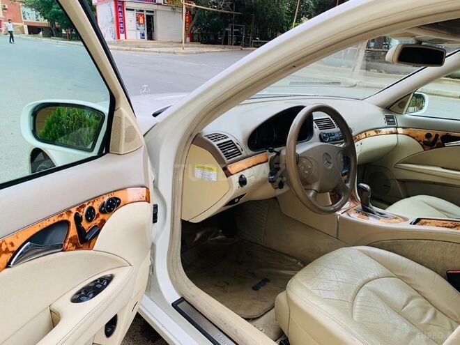 Mercedes E 350 2006, 371,000 km - 3.5 l - Bakı
