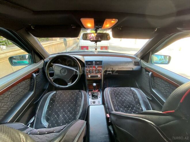 Mercedes C 220 1995, 150,000 km - 2.9 l - Bakı