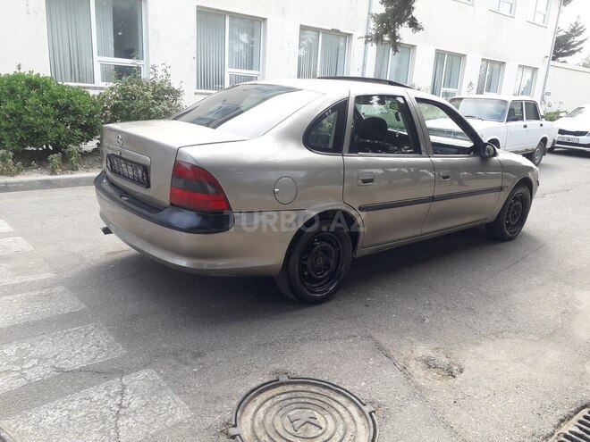 Opel Vectra 1997, 298,755 km - 1.6 l - Sumqayıt