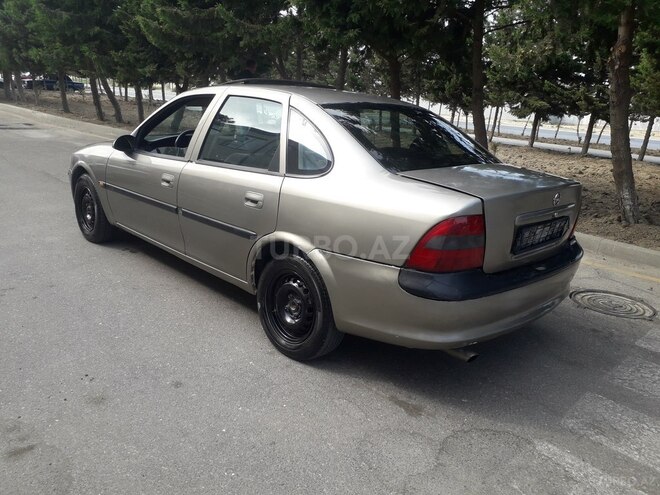Opel Vectra 1997, 298,755 km - 1.6 l - Sumqayıt
