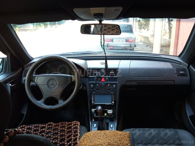 Mercedes C 180 1999, 200,000 km - 1.8 l - Bakı