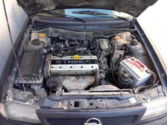 Opel Astra 1995, 612,000 km - 1.8 л - Bakı