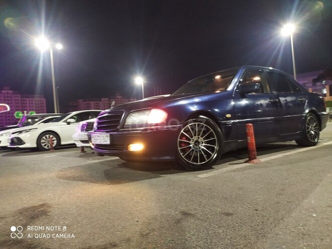 Mercedes C 220 1999, 565,200 km - 2.2 l - Bakı