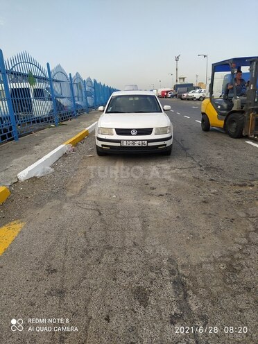 Volkswagen Passat 2000, 351,000 km - 1.8 l - Bakı