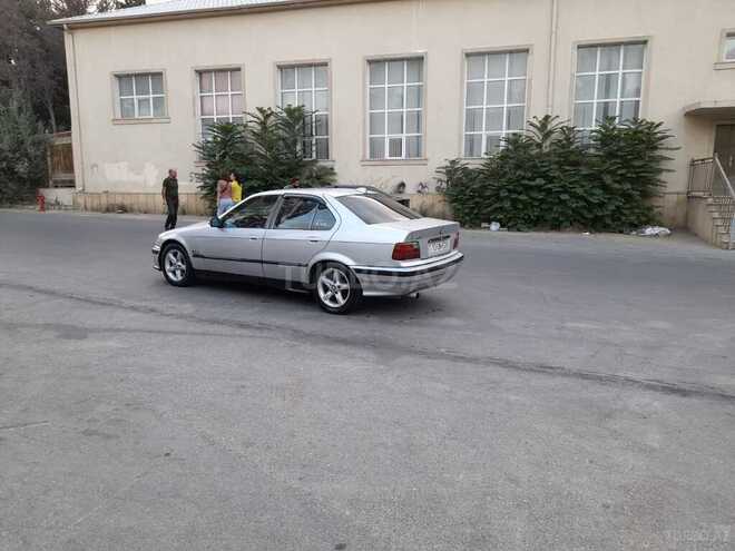 BMW 320 1993, 347,835 km - 2.0 l - Bakı