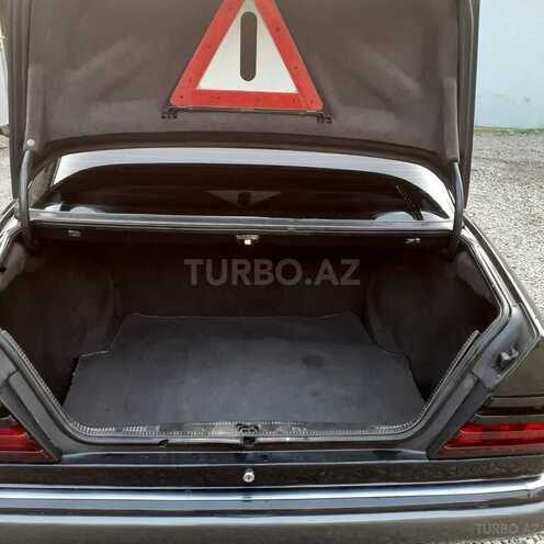 Mercedes E 250 1994, 216,999 km - 2.5 l - Masallı