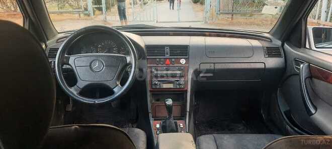 Mercedes C 220 2000, 110,000 km - 2.2 l - Sumqayıt