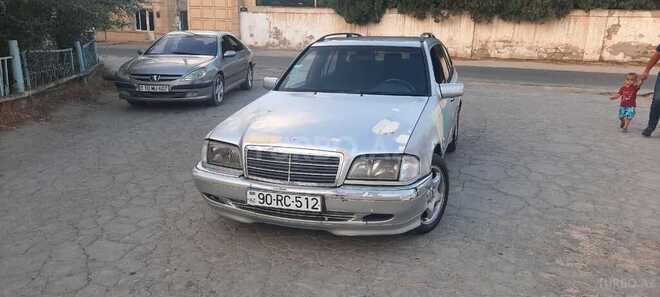 Mercedes C 220 2000, 110,000 km - 2.2 l - Sumqayıt