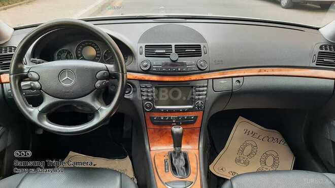 Mercedes E 220 2007, 203,000 km - 2.2 l - Bakı