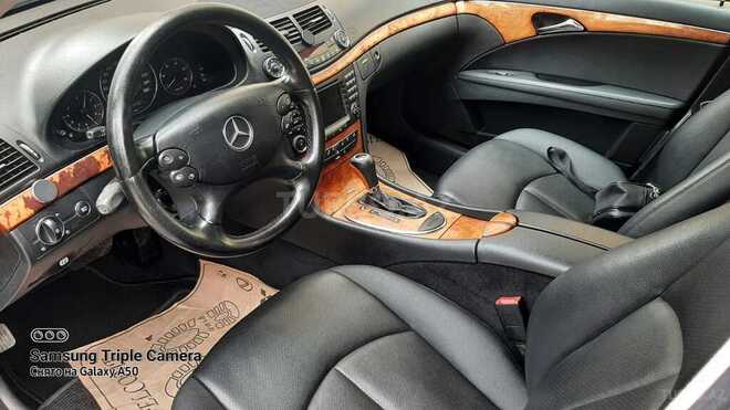 Mercedes E 220 2007, 203,000 km - 2.2 l - Bakı