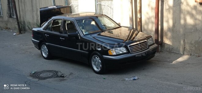 Mercedes C 230 2000, 280,000 km - 2.3 l - Bakı