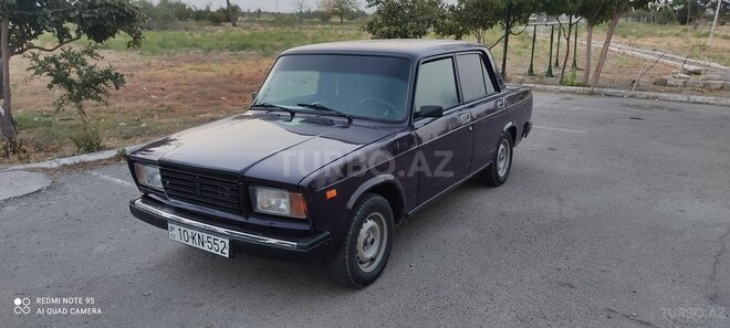 LADA (VAZ) 2107 2002, 4,800 km - 1.6 l - Salyan
