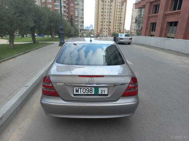 Mercedes E 220 2007, 203,000 km - 2.2 l - Bakı