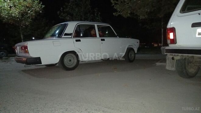 LADA (VAZ) 2107 1982, 355,600 km - 1.6 l - Astara