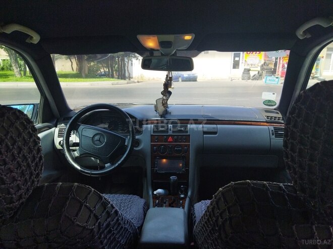 Mercedes E 240 1998, 20,000 km - 2.4 l - Bakı