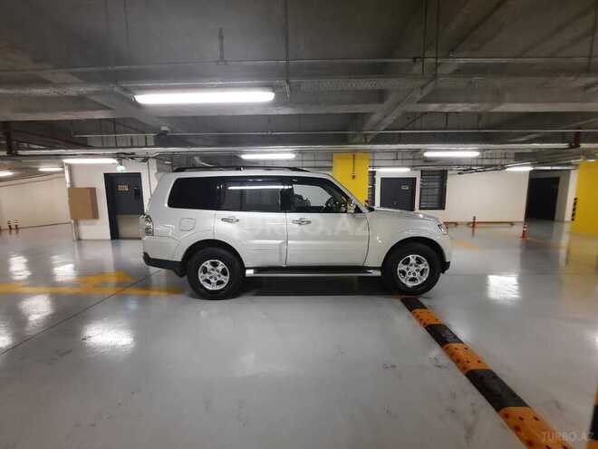 Mitsubishi Pajero 2007, 212,000 km - 3.0 l - Gəncə