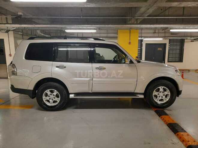 Mitsubishi Pajero 2007, 212,000 km - 3.0 l - Gəncə