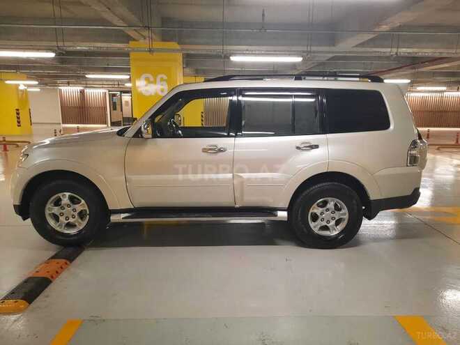 Mitsubishi Pajero 2007, 212,000 km - 3.0 l - Gəncə