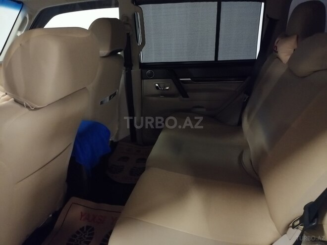 Mitsubishi Pajero 2010, 56,000 km - 3.5 l - Bakı