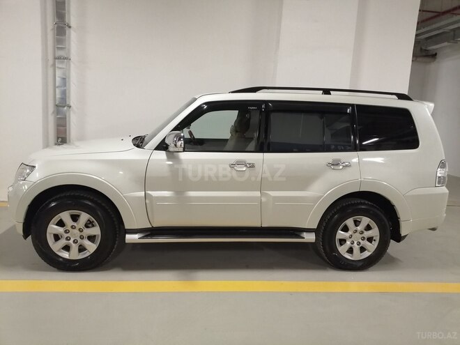 Mitsubishi Pajero 2010, 56,000 km - 3.5 l - Bakı