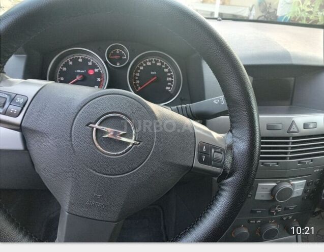 Opel Astra 2006, 18,700 km - 1.4 л - Ucar