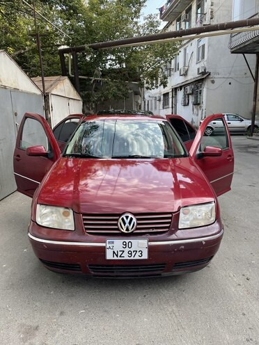Volkswagen Jetta 2004, 301,000 km - 2.5 l - Bakı